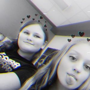 Meet your Posher, Katelyn